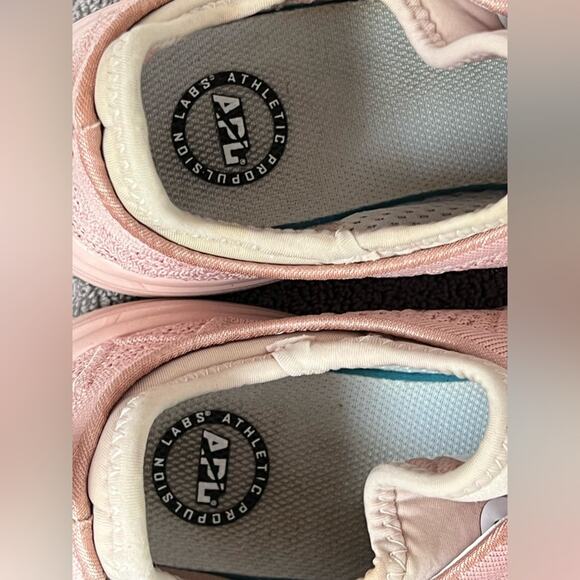 APL Athletic Propulsion Labs Women’s Techloom Phantom ROSE SIZE 9 Like New - Picture 8 of 8